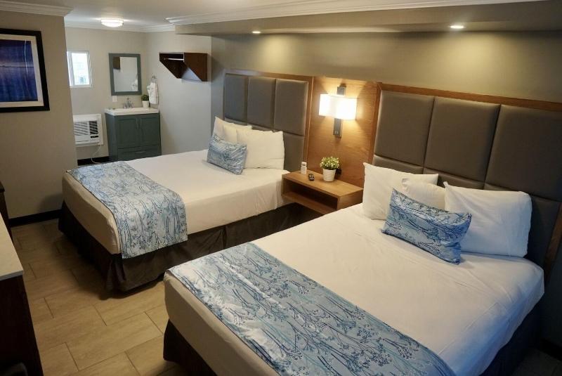 Coastal Sands Inn image