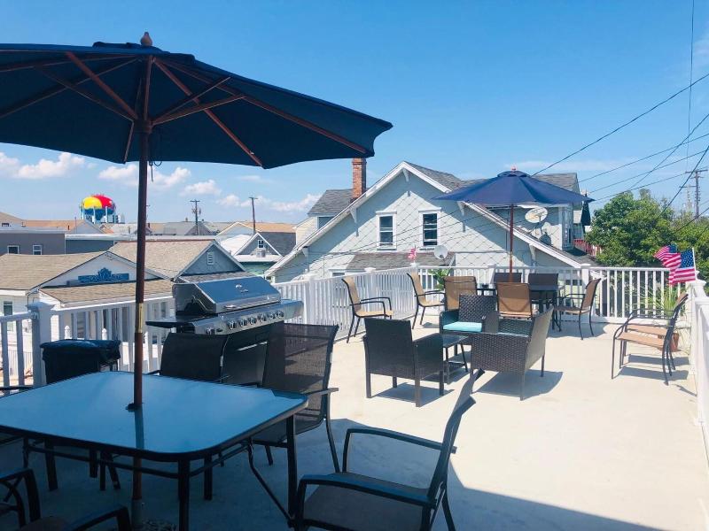Coastal Sands Inn image
