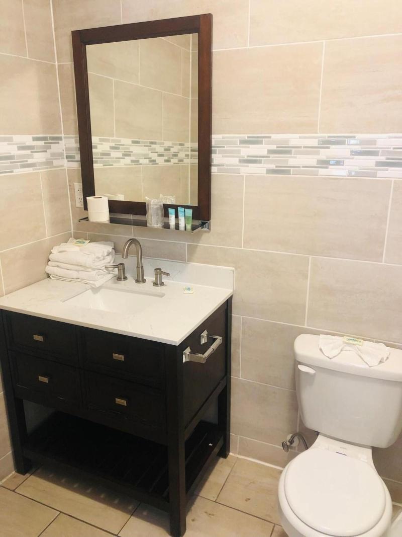 Coastal Sands Inn image