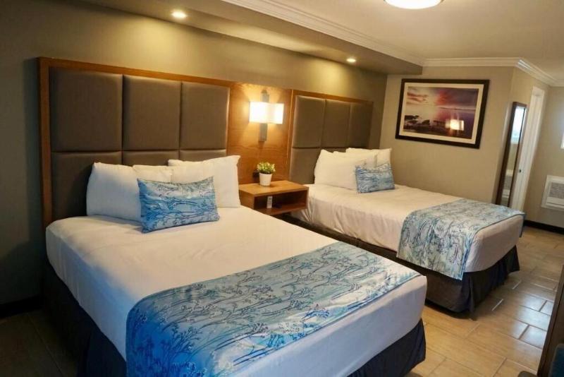 Coastal Sands Inn image