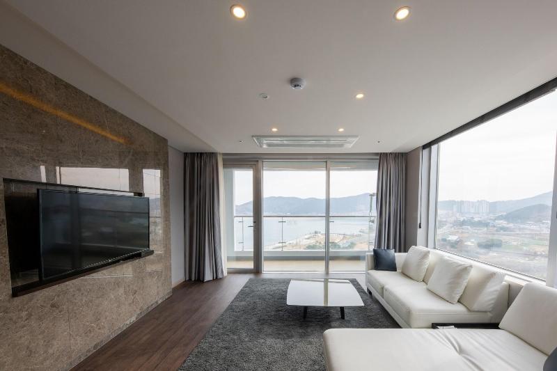 Hotel All Geoje image