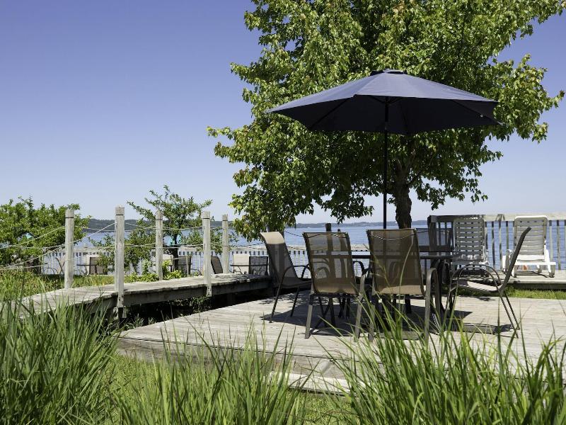 Brio Beach Inn image