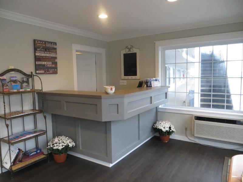 Brio Beach Inn image