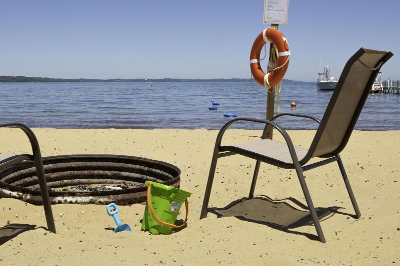 Brio Beach Inn image
