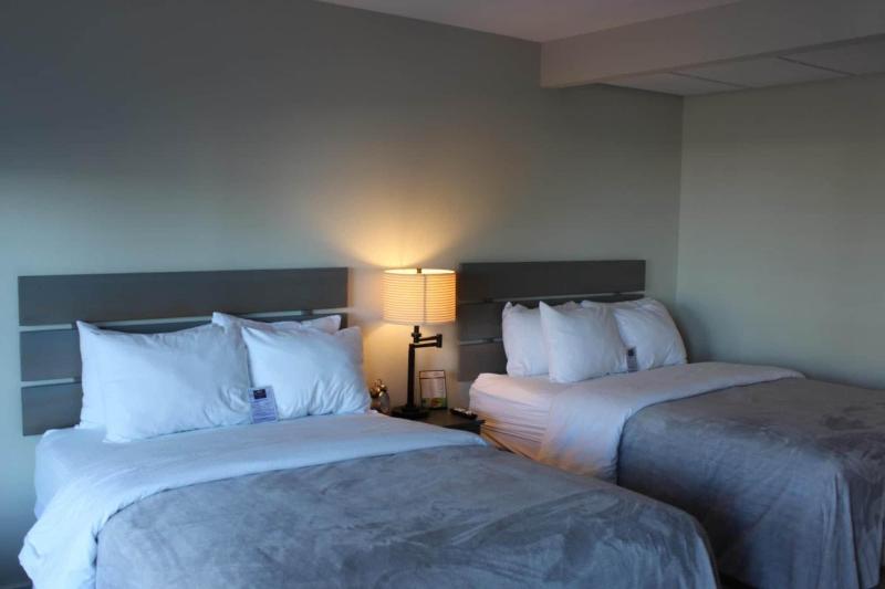 Brio Beach Inn image