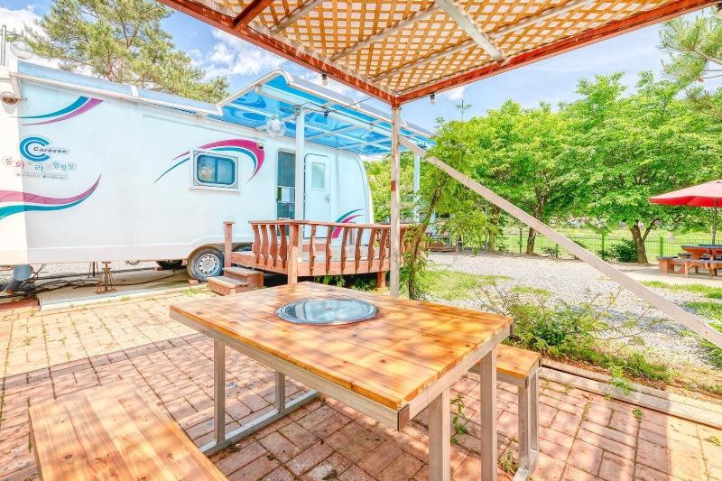 Gapeyong Donghws Caravan image