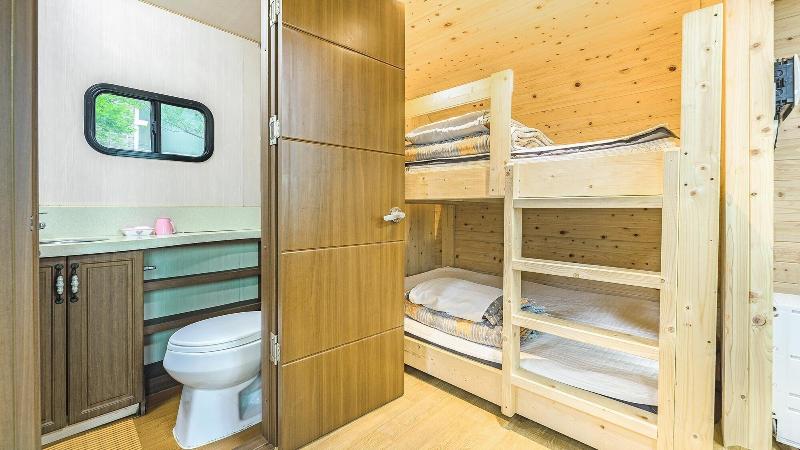 Gapeyong Donghws Caravan image