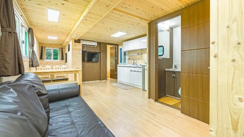 Gapeyong Donghws Caravan image