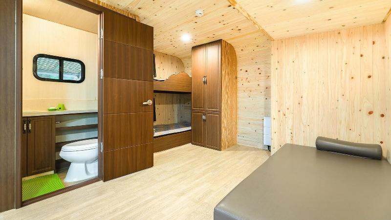Gapeyong Donghws Caravan image