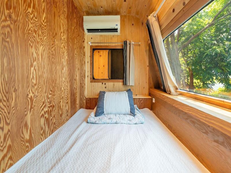 Gapeyong Donghws Caravan image