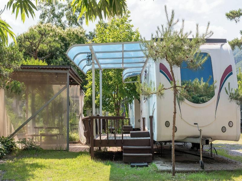 Gapeyong Donghws Caravan image
