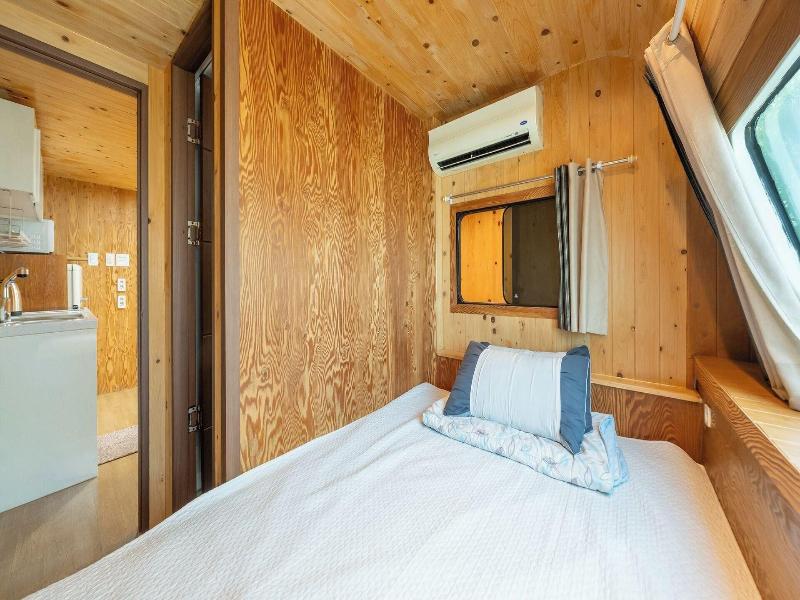 Gapeyong Donghws Caravan image