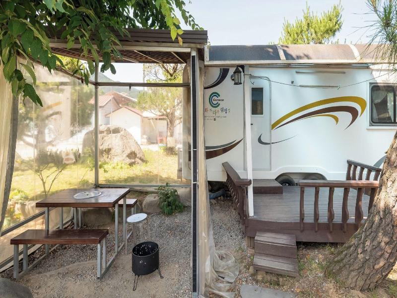 Gapeyong Donghws Caravan image