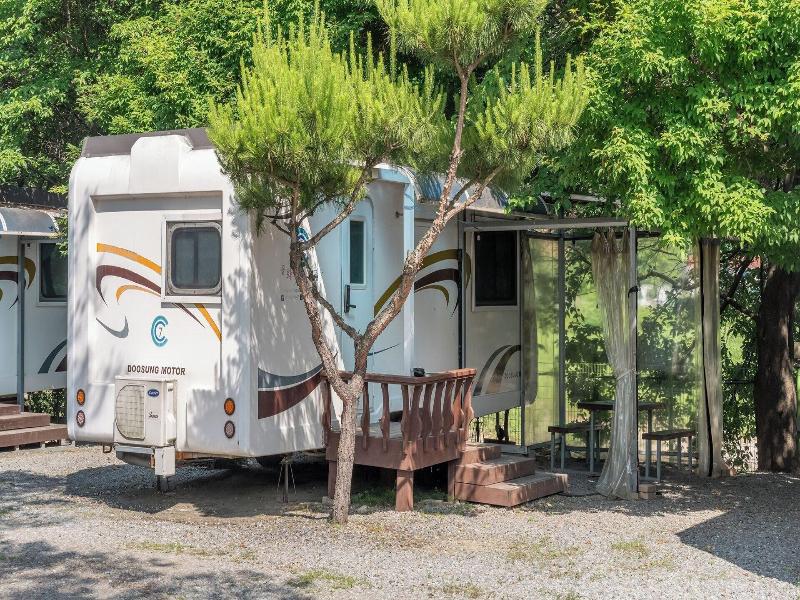 Gapeyong Donghws Caravan image