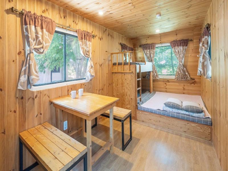 Gapeyong Donghws Caravan image