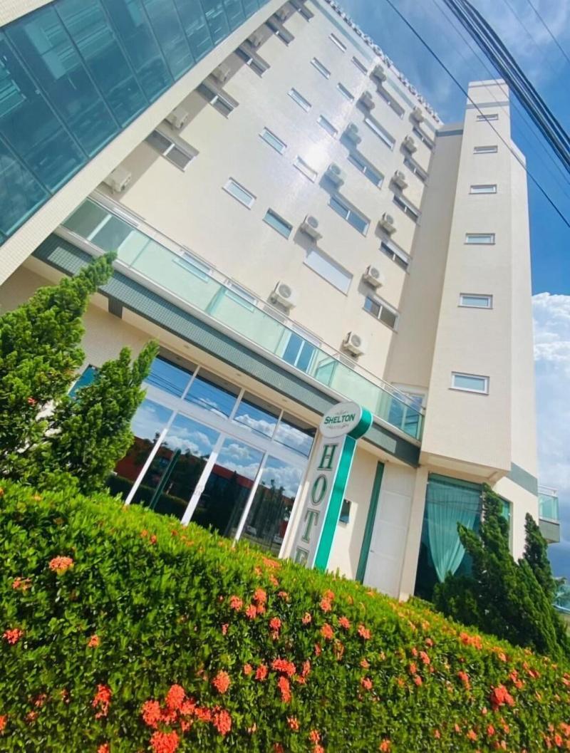 Shelton Palace Hotel — general view