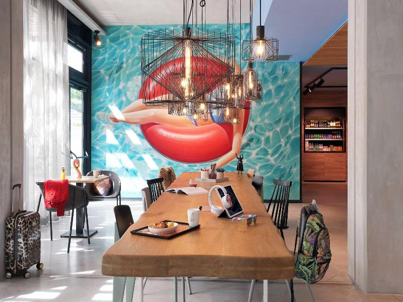 Moxy Sophia Antipolis image