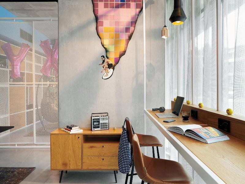 Moxy Sophia Antipolis image