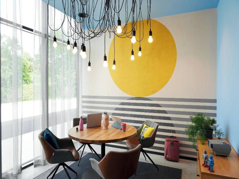 Moxy Sophia Antipolis image