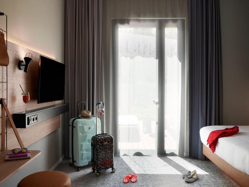 Moxy Sophia Antipolis image