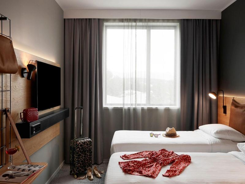 Moxy Sophia Antipolis image