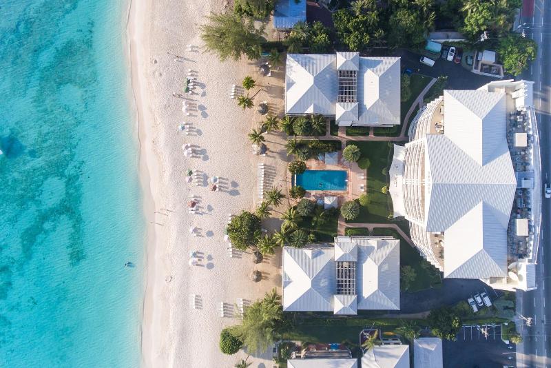 Caribbean Club Luxury Condo Hotel image