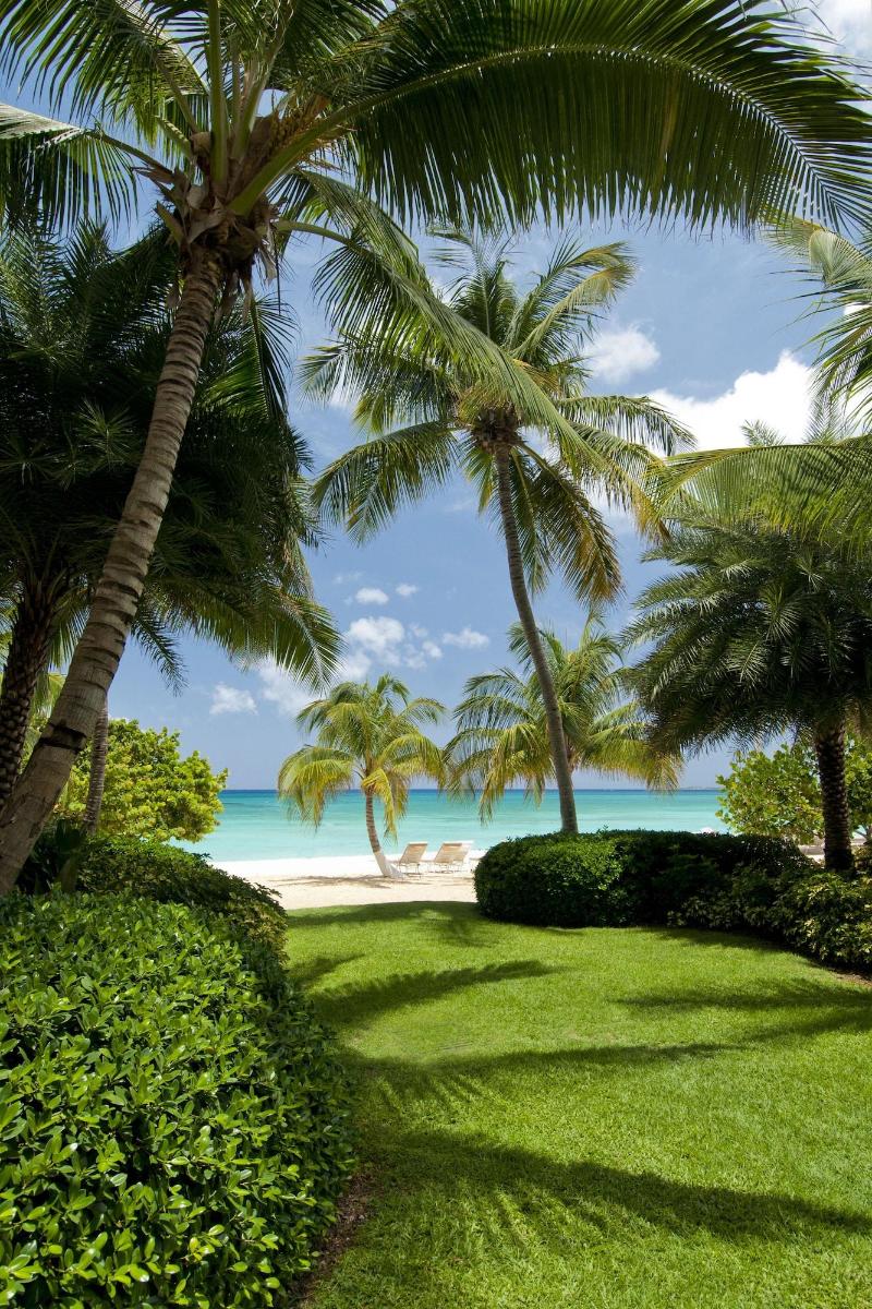 Caribbean Club Luxury Condo Hotel image