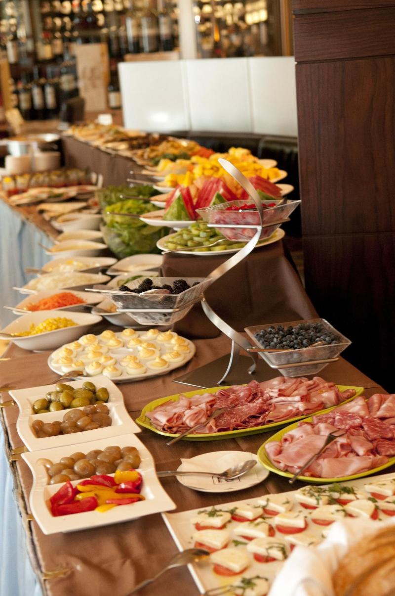 Caribbean Club Luxury Condo Hotel image