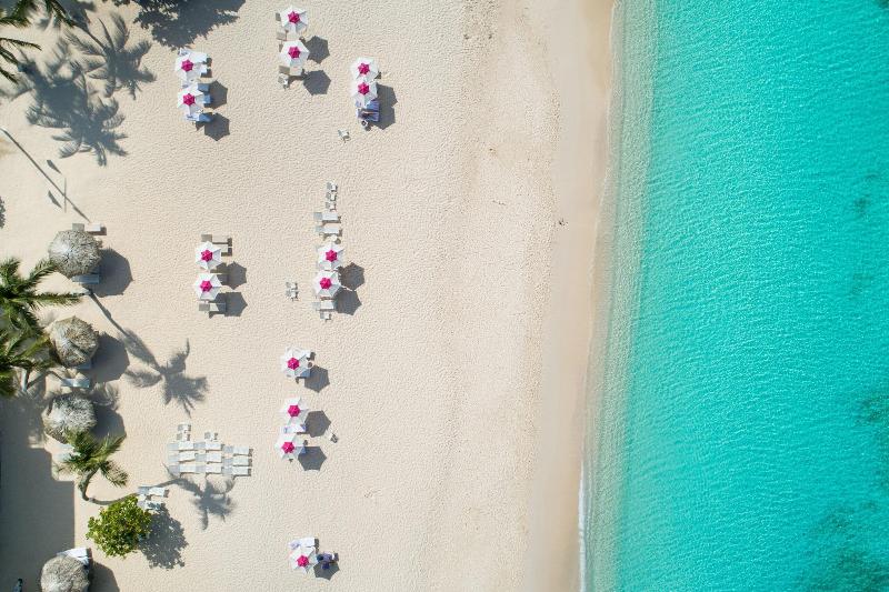 Caribbean Club Luxury Condo Hotel image
