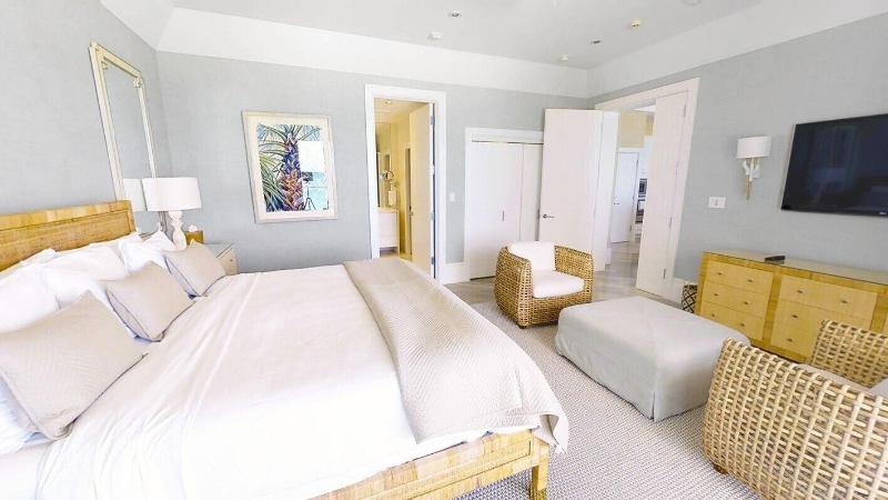 Caribbean Club Luxury Condo Hotel image