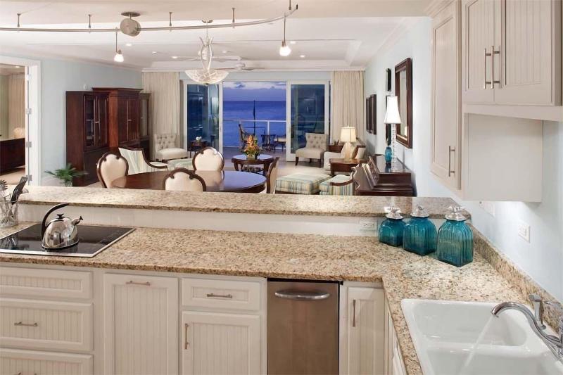 Caribbean Club Luxury Condo Hotel image