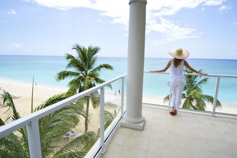 Caribbean Club Luxury Condo Hotel image
