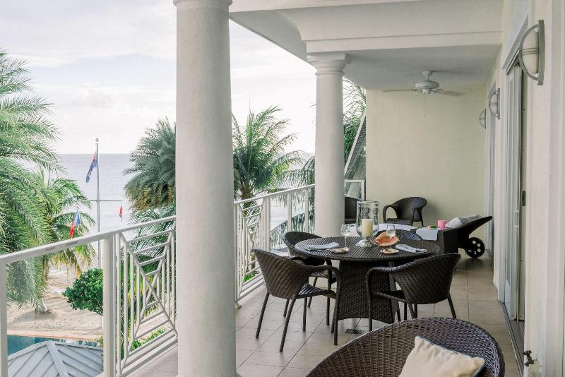 Caribbean Club Luxury Condo Hotel image