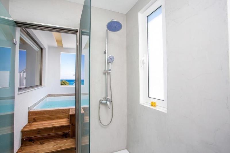 Alexander Studios & Suites - Adults Only image