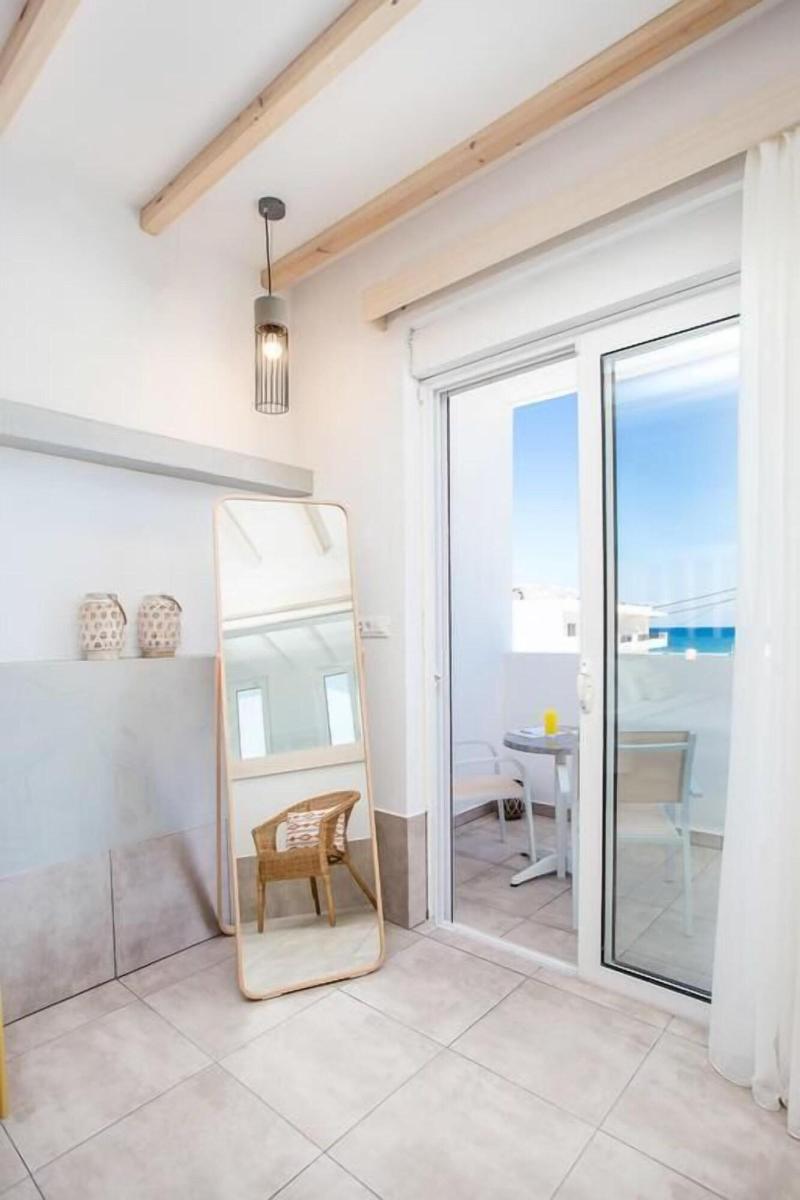 Alexander Studios & Suites - Adults Only image