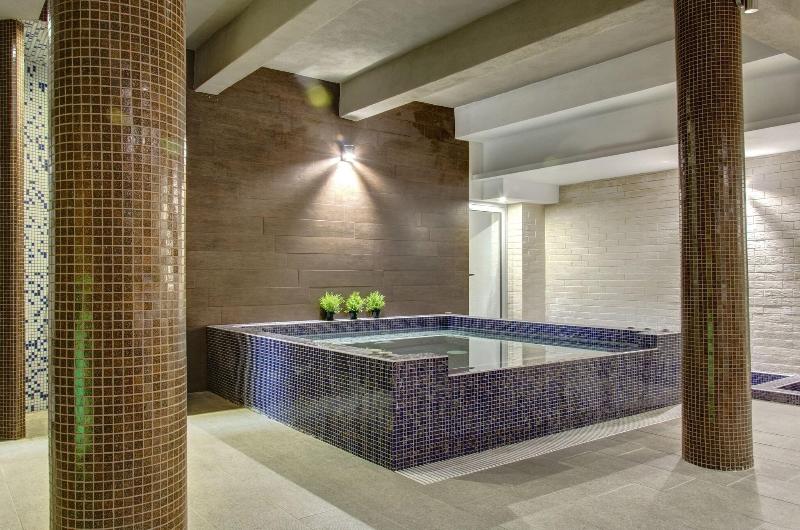 Hotel Monte Cristo image