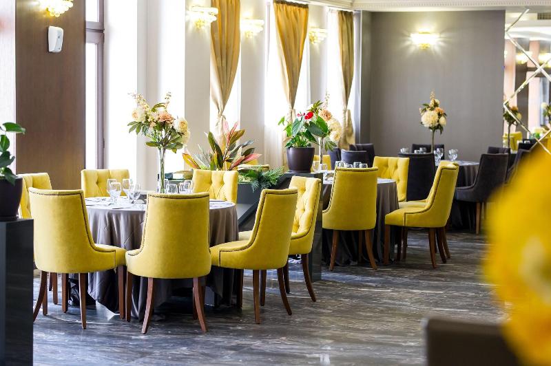 Hotel Monte Cristo image