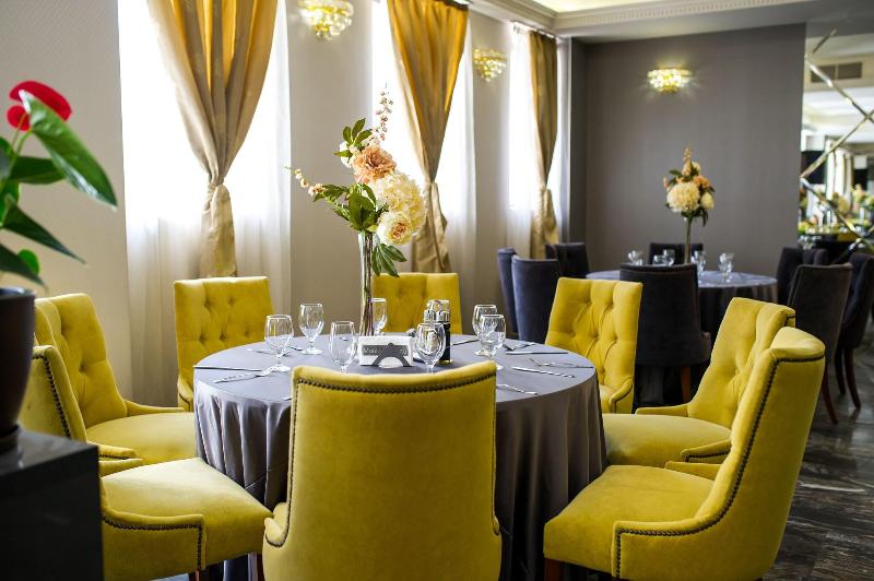 Hotel Monte Cristo image