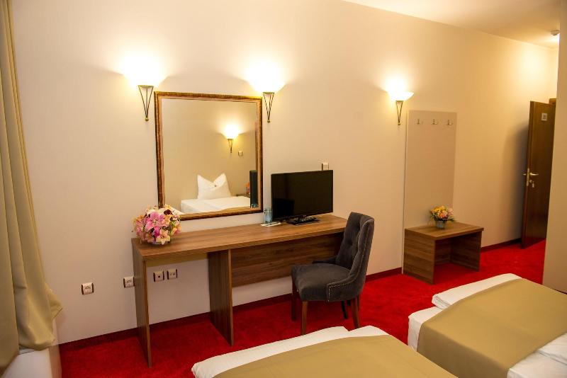 Hotel Monte Cristo image