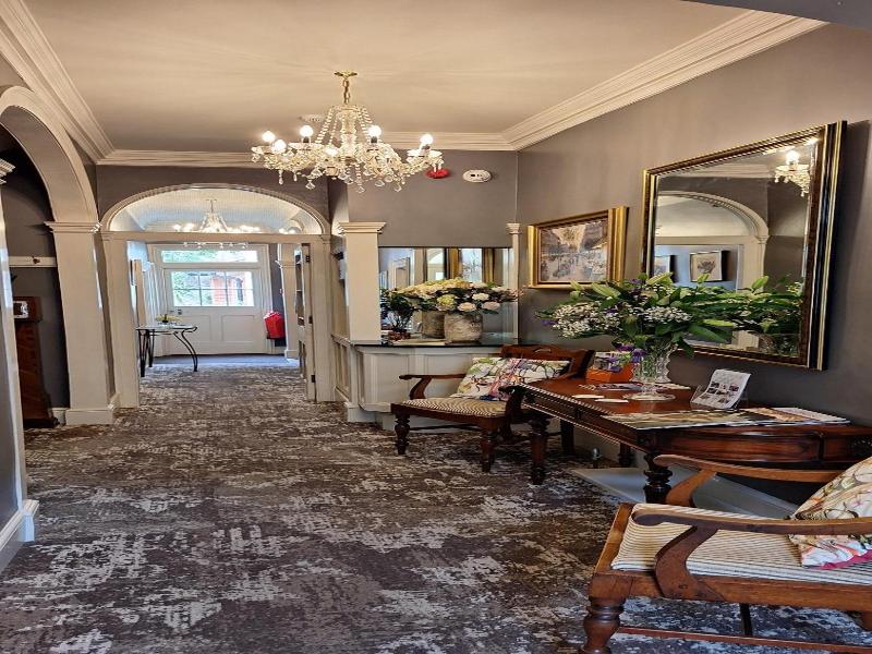 East Walls Hotel image
