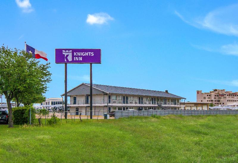 Knights Inn North Richland Hills image