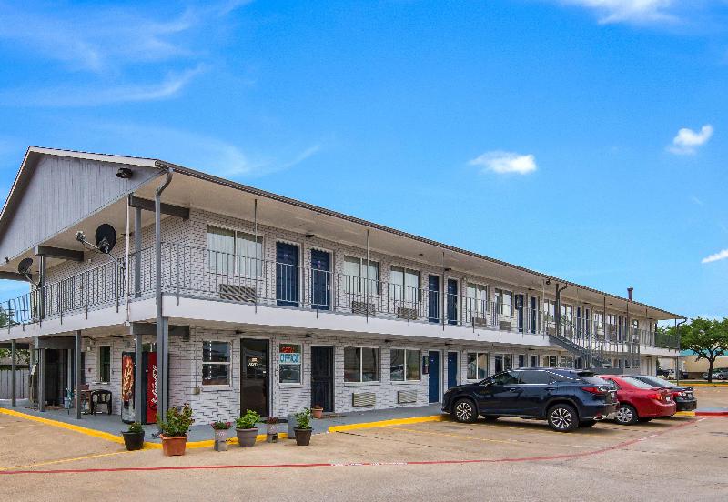 Knights Inn North Richland Hills image