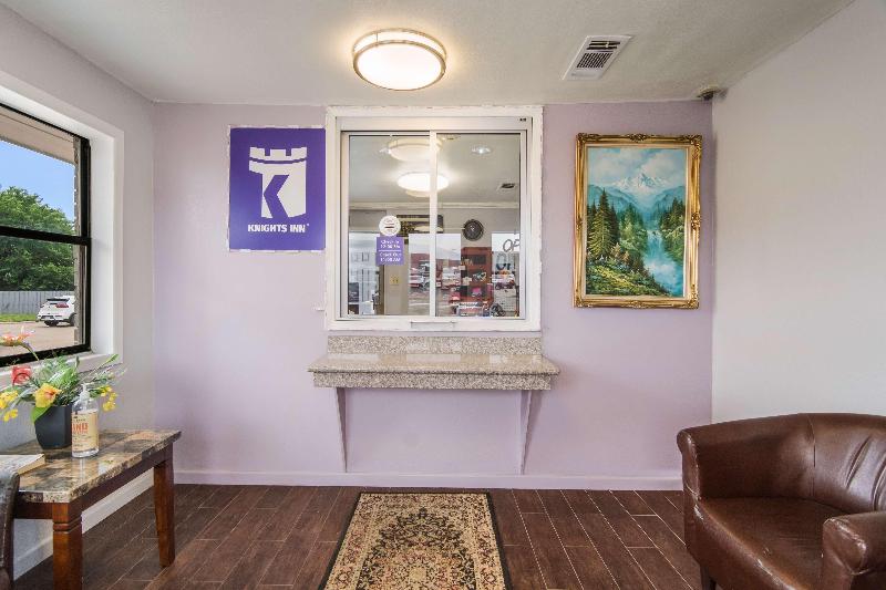 Knights Inn North Richland Hills image