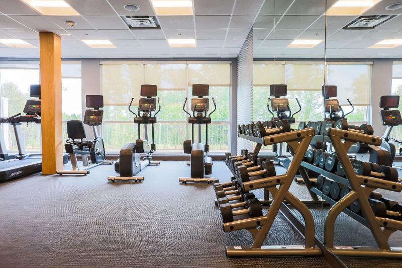 Fairfield Inn & Suites by Marriott Marquette image