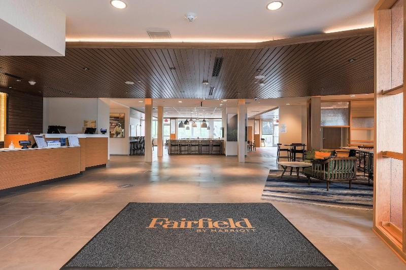 Fairfield Inn & Suites by Marriott Marquette image