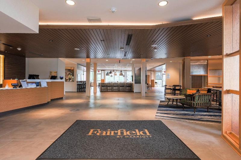 Fairfield Inn & Suites by Marriott Marquette image
