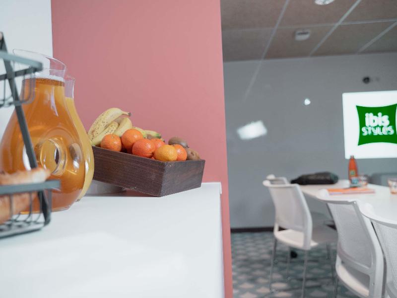 ibis Styles Thonon Les Bains Hotel image