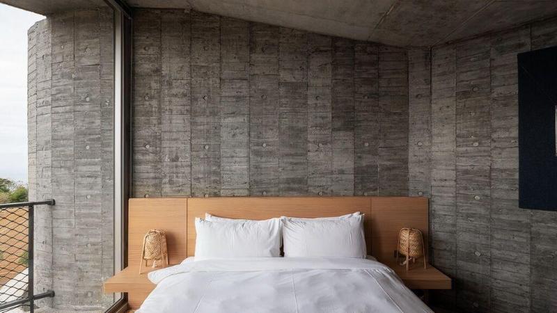 Wandering Walls image