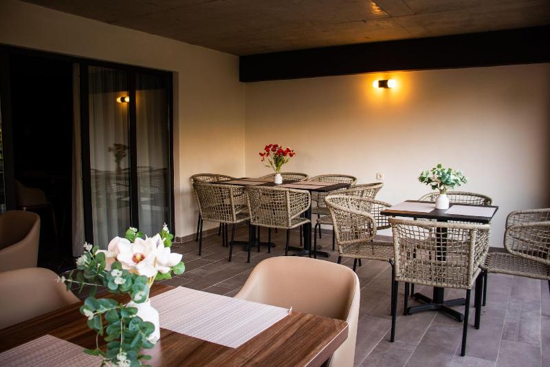TM Apart Hotel image