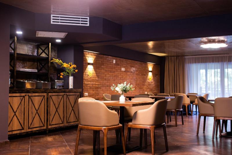TM Apart Hotel image
